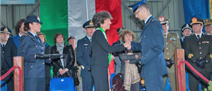 Viterbo - Un momento della cerimonia della consegna dei gradi