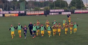 I Gialloblù festeggiano la vittoria