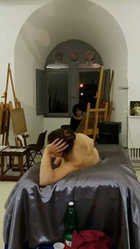 Una lezione della scuola di disegno e pittura Next