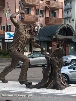 L'opera di Francesco Maria Capotosti posizionata ad Andalo