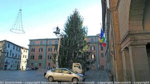 L'albero di Natale a piazza del Comune