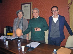 Bolsena - L'opposizione regala un salvadanaio a Equitani