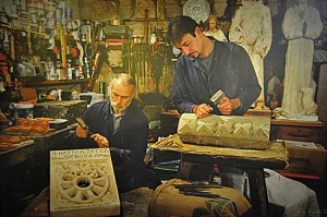 Valentini visita l’“Antica Zecca di Viterbo” e il Laboratorio di Marco Gugliemi