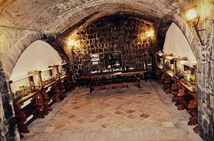 Valentini visita l’“Antica Zecca di Viterbo” e il Laboratorio di Marco Gugliemi