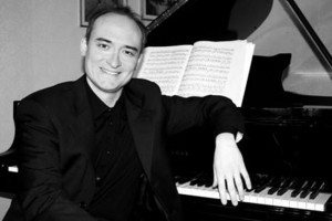 Il maestro Fabrizio Viti