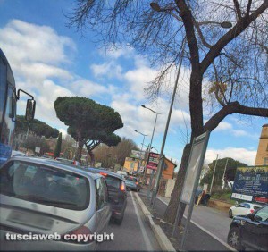 Viterbo - Il traffico a piazzale Gramsci