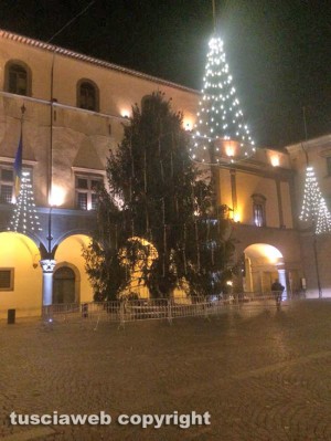 Viterbo - L'albero di Natale a piazza del comune