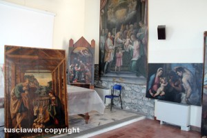Alcune delle opere della mostra La presentazione della mostra "Immagini della Vergine"