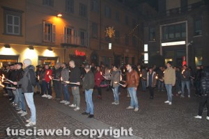 Viterbo - La fiaccolata di CasaPound di solidarietà con "Ervin, Dighino, Conte e Jacopetto"