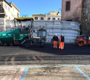 Lavori di asfaltatura alla Barriera san Giusto