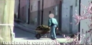 Nas - Scoperti due fratelli falsi ciechi 