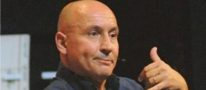 Il comico Maurizio Battista