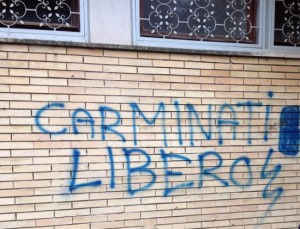 Roma - La scritta "Carminati lIbero"