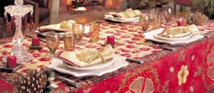 Le tavole degli italiani imbandite per le feste di Natale