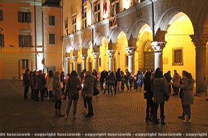La fiaccolata per Charlie