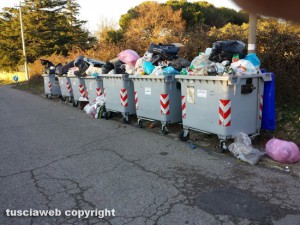 Viterbo - Rifiuti strada Palanzana - strada Respoglio