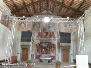 Viterbo - La chiesa di piazza del Gesù