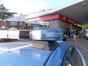 Viterbo - La Befana del poliziotto al Mc Donald's