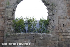 Viterbo - Il locale all'interno delle mura