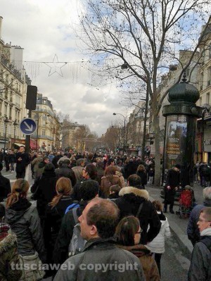 Parigi in marcia contro il terrorismo