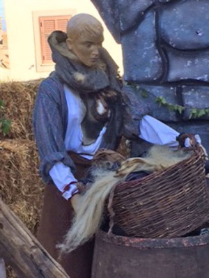 Uno dei personaggi del presepe esploso