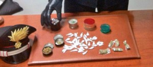 La droga sequestrata al 17enne dai carabinieri di Nepi