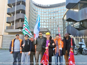 Talete, la protesta dei lavoratori sotto la Regione