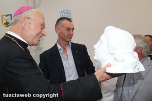 Ascenzi col vescovo Fumagalli