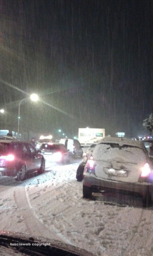 Vetralla - Nevica alle ore 23 