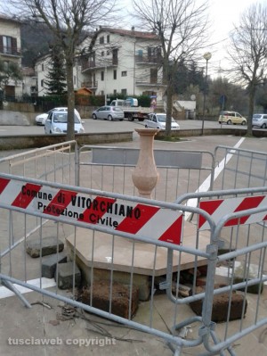Vitorchiano - La fontana non terminata in piazza Monti Cimini