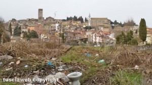 Fabrica di Roma - Rifiuti e degrado in località le Vallete
