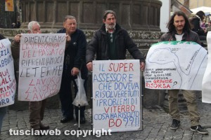 Ex Terme Inps - La manifestazione a piazza san Faustino