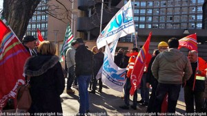 Talete, la protesta dei lavoratori sotto la Regione