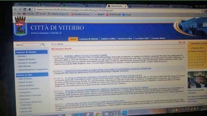 Il fotomontaggio con la notizia falsa della chiusura delle scuole del sito internet del Comune di Viterbo