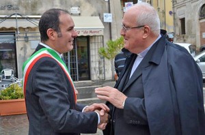 Il sindaco Caci con il vescovo Marrucci