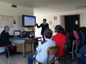 Bullismo e cyberbullismo, carabinieri in classe per informare i ragazzi