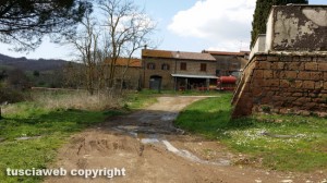 Blera - Civitella Cesi - Perdite d'acqua davanti al cimitero