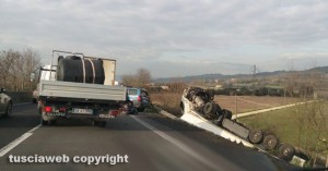 L'incidente sulla statale Umbro-Laziale - La foto di un lettore