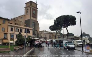 Fiera dell'Annunziata sotto la pioggia