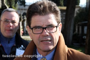 Maltempo - Viterbo - Cimitero di San Lazzaro - Il responsabile dei servizi cimiteriali del comune Lodovico Baccelloni