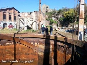 Viterbo - La demolizione dell'ex gazometro