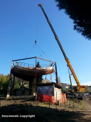 Viterbo - La demolizione dell'ex gazometro