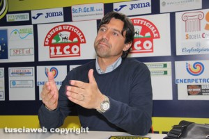 L'allenatore della Viterbese Maurizio Ianni 
