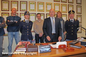 La polizia illustra l'Operazione family
