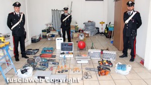 Carabinieri - Bassano Romano - Gli attrezzi ritrovati