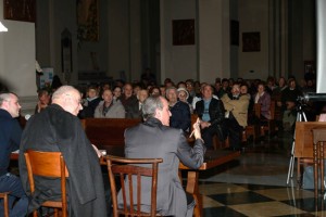 Il pubblico alla presentazione del libro di Pinna