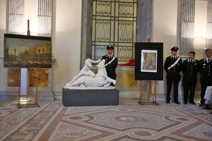 Statua del dio Mitra