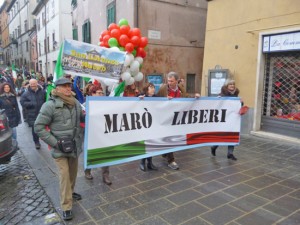 La manifestazione per i Marò ad Acquapendente 