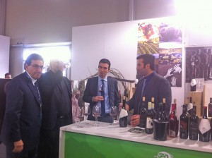 Vinitaly - 2015- il ministro Martina in visita al padiglione del Lazio