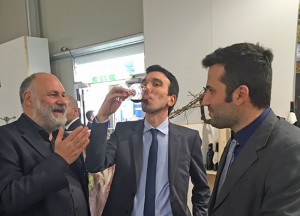 Vinitaly - 2015- il ministro Martina in visita al padiglione del Lazio